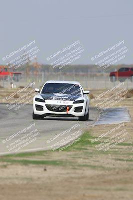 media/Oct-25-2025-CalClub SCCA (Sat) [[34c778dfbe]]/Group 2/Qualifying/